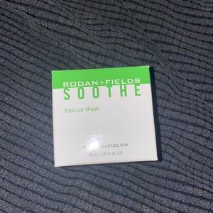 Rodan and Fields SOOTHE Rescue Mask